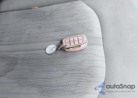 2016 Hyundai Sonata Hybrid/Se from USA, damaged, VIN KMHE24L16GA038859